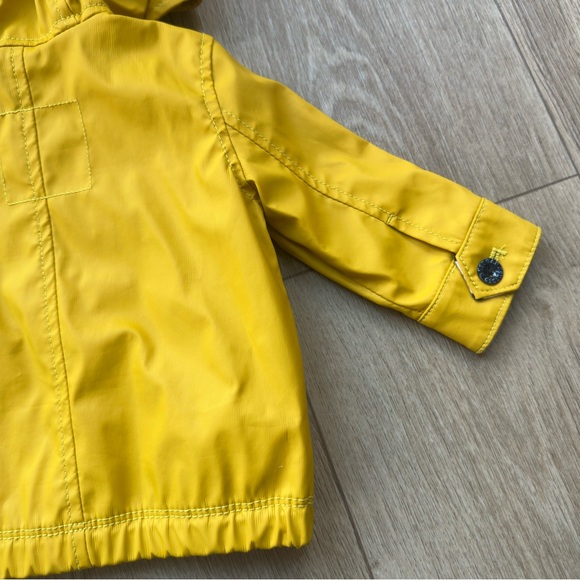 Baby Gap 0-6M Yellow Hooded Rain Jacket Waterproof Spring Coat - Picture 7 of 10